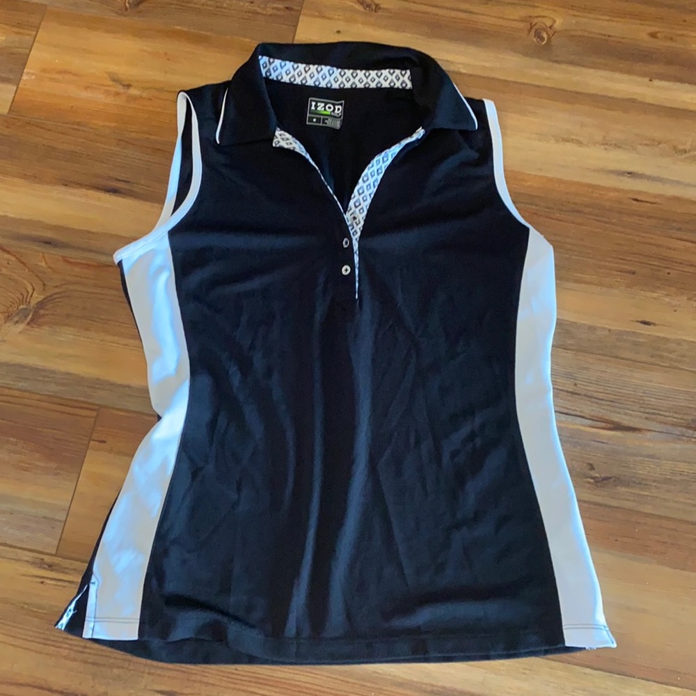 Izod women’s golf shirt size medium.  Great condition
